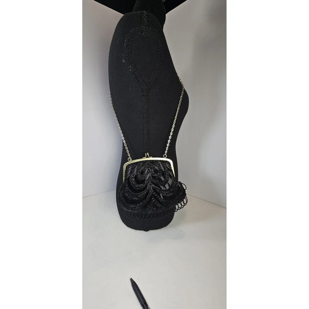 Vintage‎ Fine Arts Bag Black Beaded Evening Purse Gold Frame Chain Strap